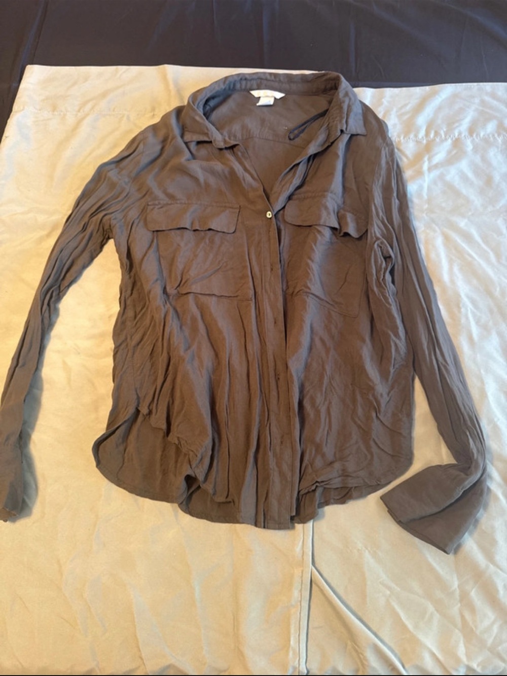 H&M Brown Long-Sleeve Button-Down Shirt with Chest Pockets